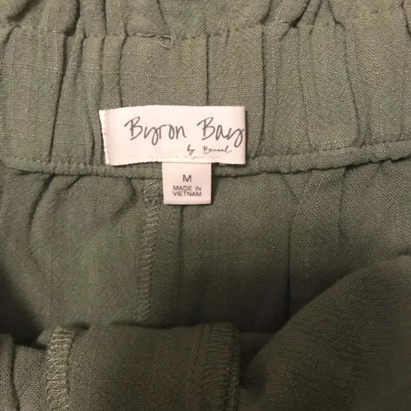 Easy Loving Shorts - Sage - Picture 8 of 10